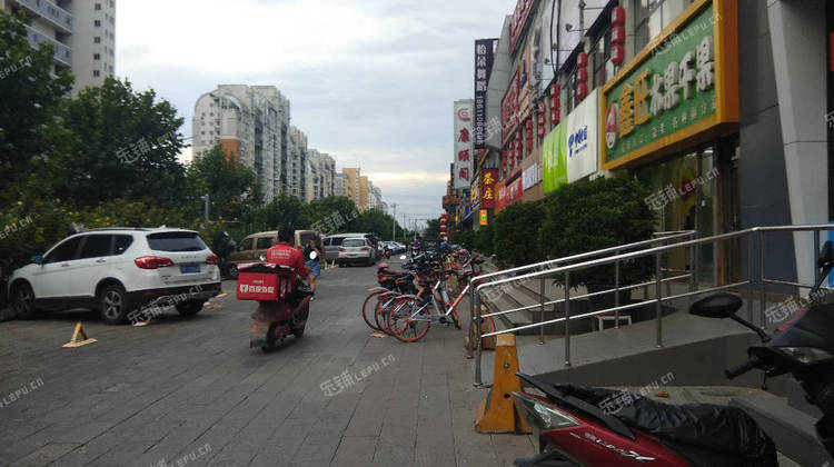 丰台草桥镇国寺北街10㎡水果店转让大照集体照