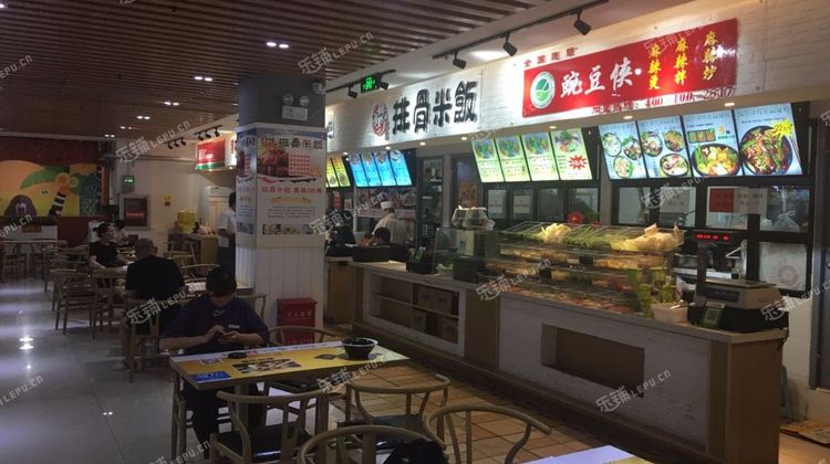 昌平回龙观回龙观西大街20㎡小吃快餐店窗口转让大照集体照可明火可