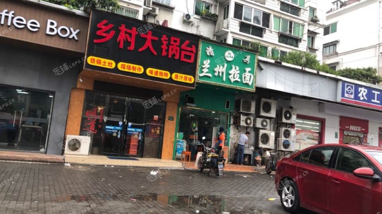 浦东三林长清路150㎡小吃快餐店转让,个人照可用,可明火,可餐饮