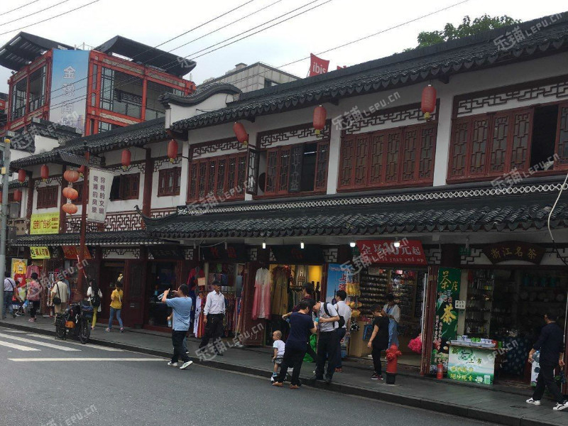 黄浦豫园方浜中路25㎡小吃快餐店出租,个人照可用,可餐饮