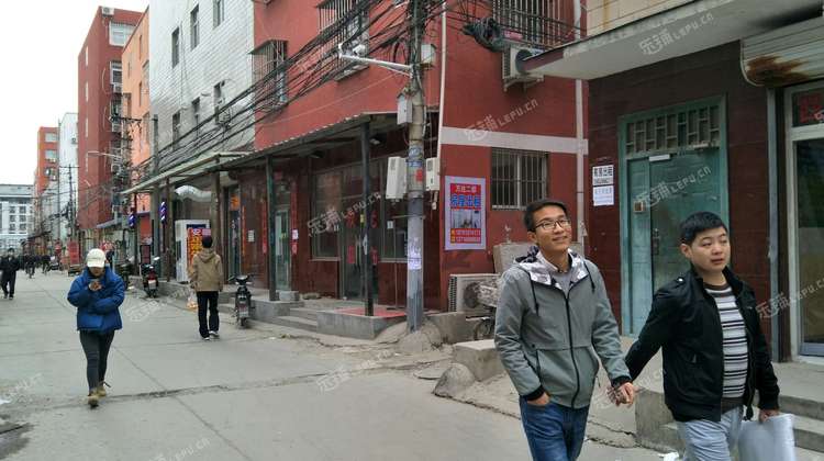 昌平百善镇于辛庄路62㎡小吃快餐店转让,可办照,可明火,可餐饮