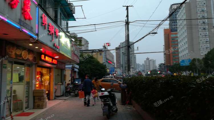 杨浦鞍山大连西路24㎡粥铺转让,个人照可用,可餐饮