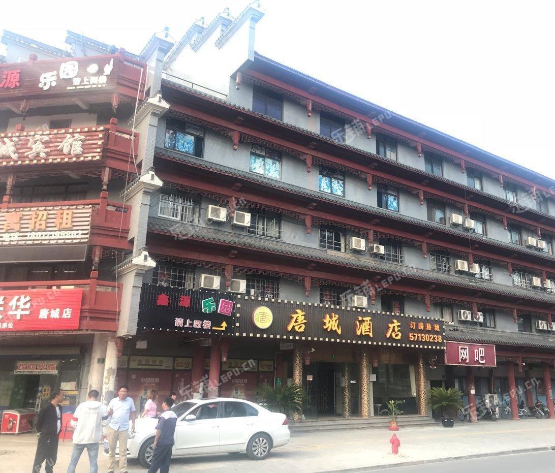 奉贤奉城唐城街3000㎡宾馆酒店转让,公司照可过户