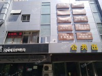 朝阳朝青青年路10㎡小吃快餐店转让，大照/集体照，可餐饮