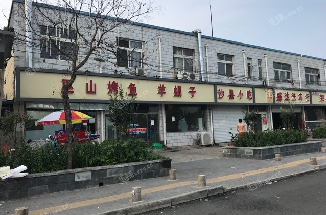 昌平北七家白廟村中街110㎡香鍋烤魚店轉讓,個人照可用,可明火,可餐飲