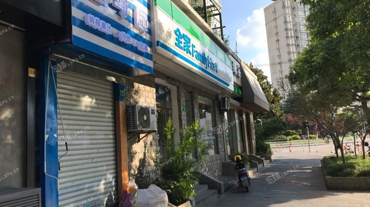 闵行莘庄莘建东路19㎡饮料店水吧转让可办照可餐饮